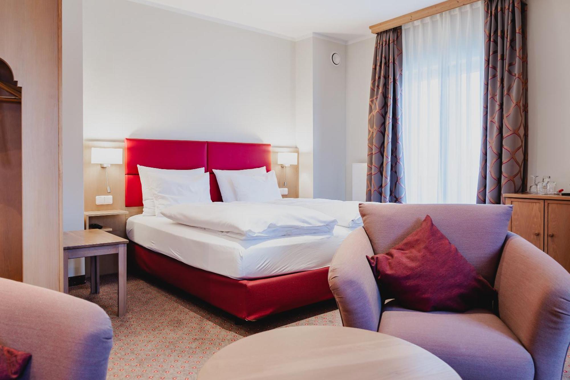 Hotel Hachinger Hof Oberhaching Eksteriør bilde