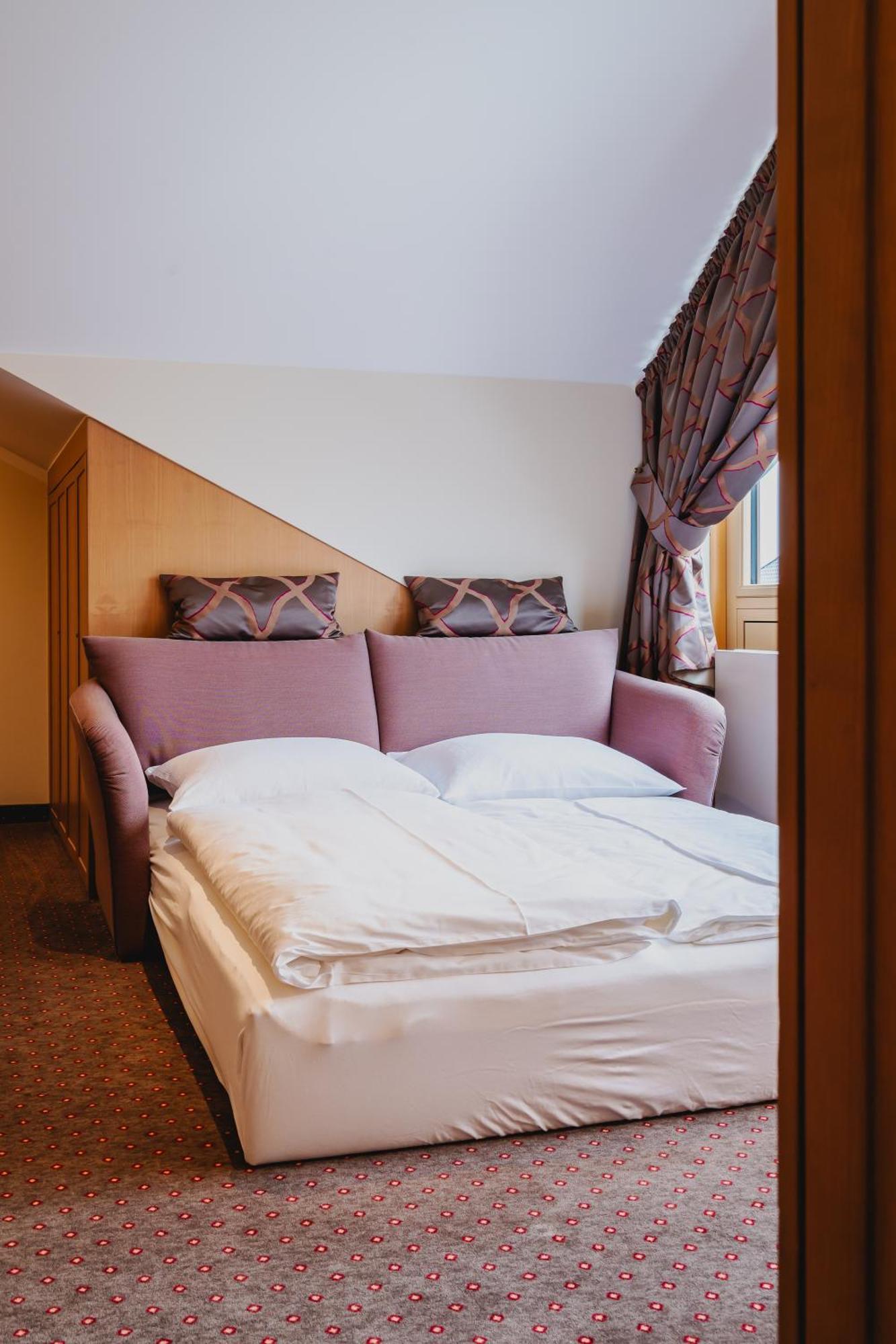 Hotel Hachinger Hof Oberhaching Eksteriør bilde