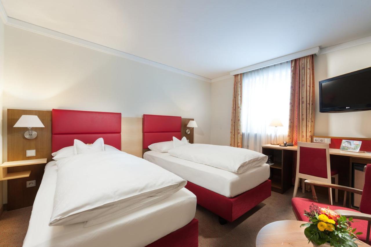 Hotel Hachinger Hof Oberhaching Eksteriør bilde